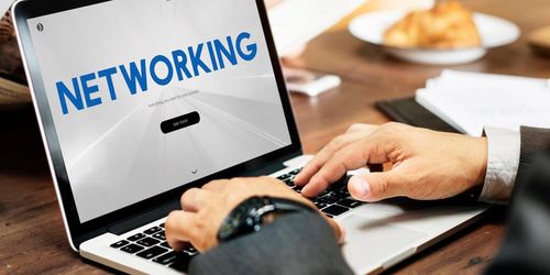 计算机专业缘何经久不衰？解析其广阔就业前景与核心软硬件方向